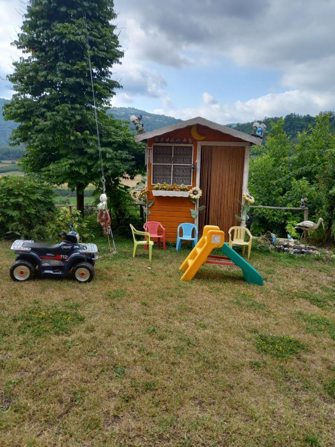 Ca D' Fefi Bed and Breakfast Gorzegno Exteriör bild