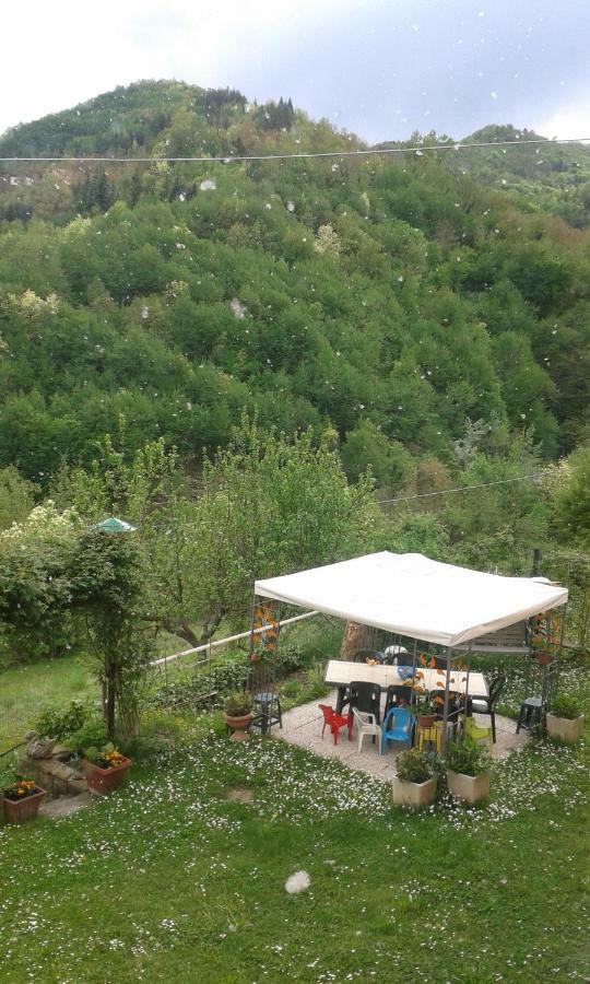 Ca D' Fefi Bed and Breakfast Gorzegno Exteriör bild