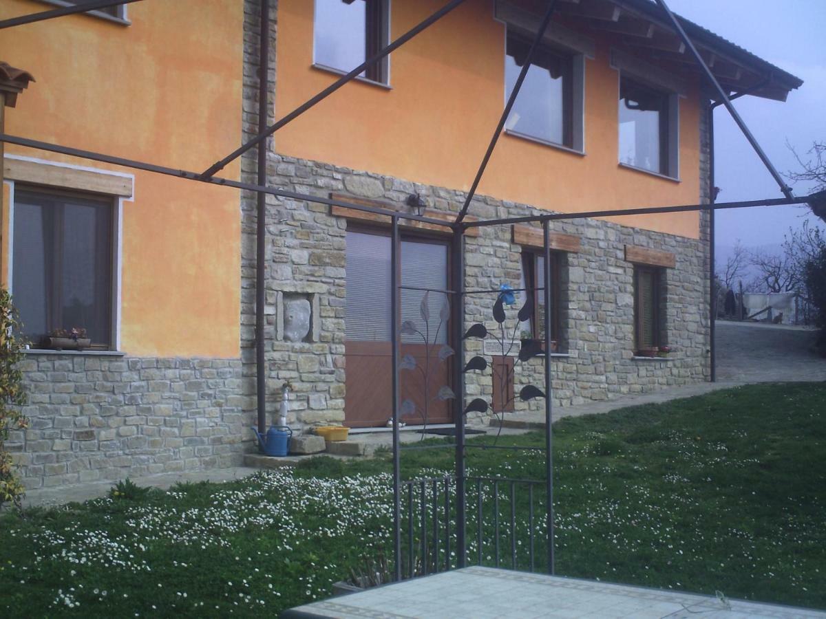 Ca D' Fefi Bed and Breakfast Gorzegno Exteriör bild